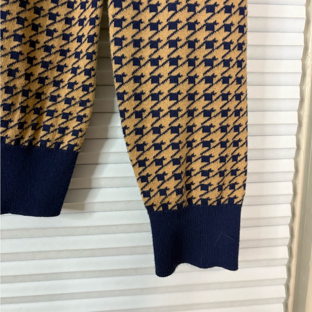 Supima Cotton Houndstooth Cardigan Sweater - Picture 14 of 15